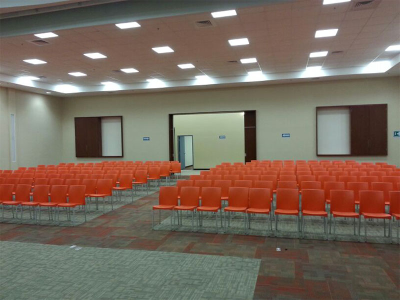 Construcción del Auditorio “Ricardo Saldívar” con capacidad para 300 personas, en Lomas Verdes, Edo. De Méx. 