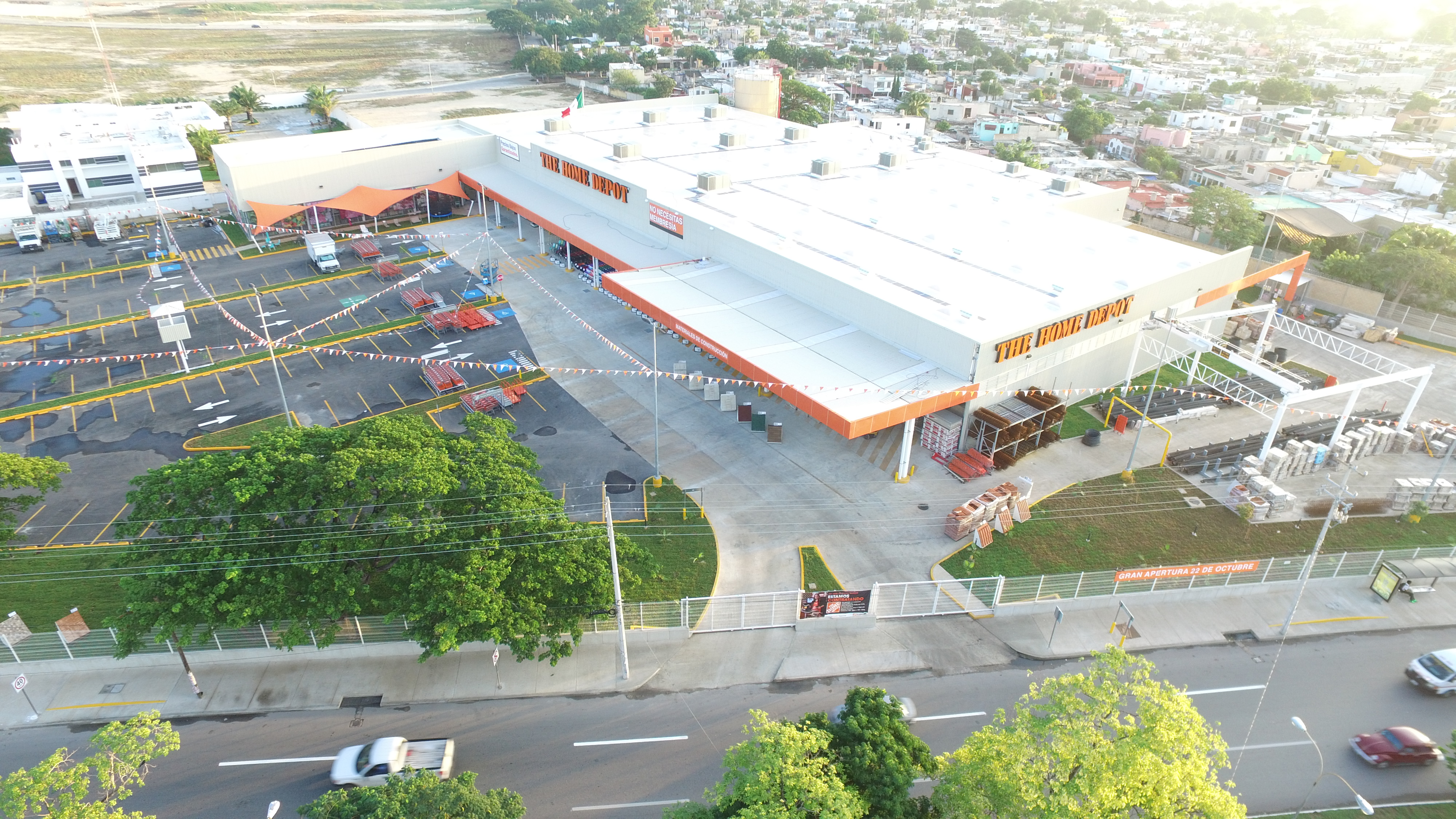 Construcción de Tienda HD Mérida